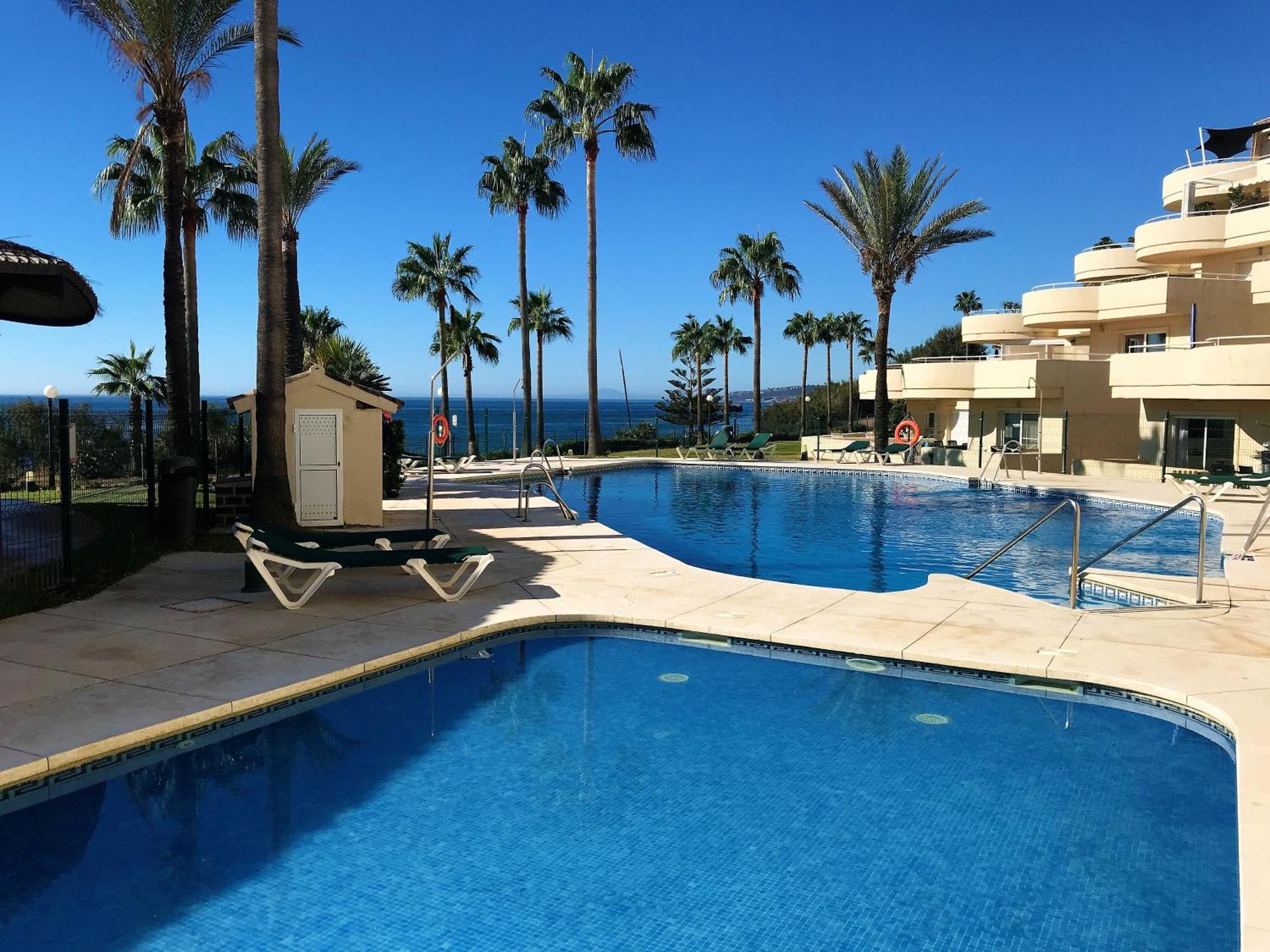 Apartments Bermuda Beach Estepona Exteriér fotografie